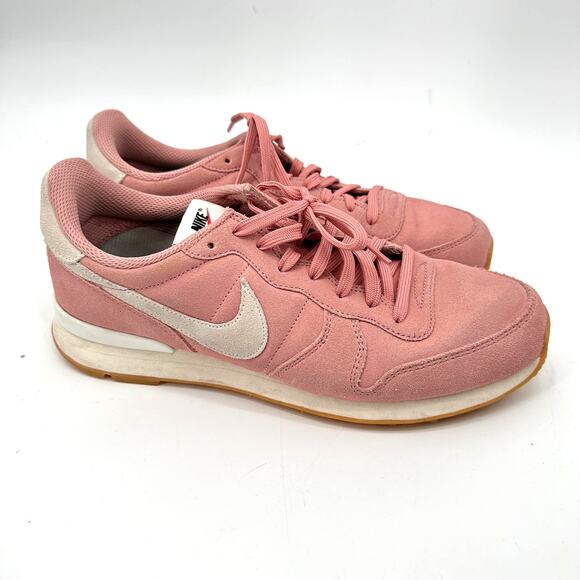 Nike Shoes - NIKE Internationalist Pink White Athletic Sneakers CW7637-991 // 9